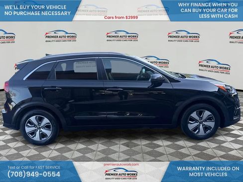 Used 2020 Kia Niro LX FWD image 8