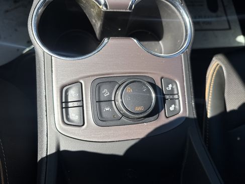 Used 2023 GMC Terrain AT4 w/ LPO, Floor Liner Package image 27