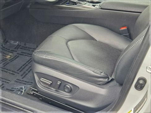 Used 2024 Toyota Camry XSE image 19