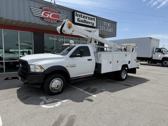 Used 2013 RAM 4500 Tradesman w/ PWR & Remote Entry Group RWD image 2