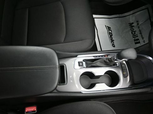 Used 2025 Chevrolet Malibu LT image 31