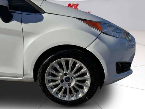 Used 2014 Ford Fiesta Titanium FWD image 49