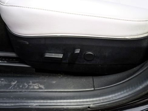 Used 2018 Tesla Model 3 Performance image 34