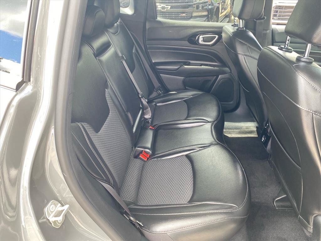 Used 2023 Jeep Compass Latitude AWD/4WD image 25