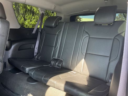 Used 2017 Chevrolet Suburban Premier AWD/4WD image 28