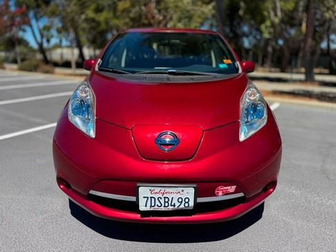 Used 2013 Nissan Leaf S w/ Charger Pkg FWD image 4