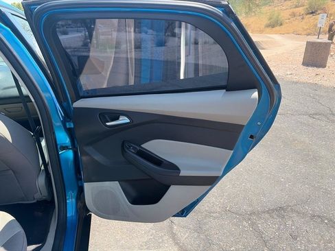 Used 2014 Ford Focus SE FWD image 20