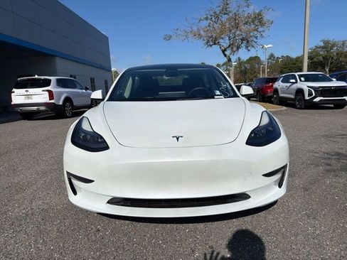 Used 2023 Tesla Model 3 Standard Range image 2