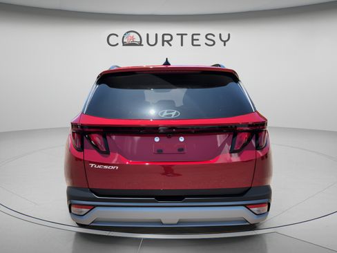 New 2026 Hyundai Tucson SEL Plus FWD image 4
