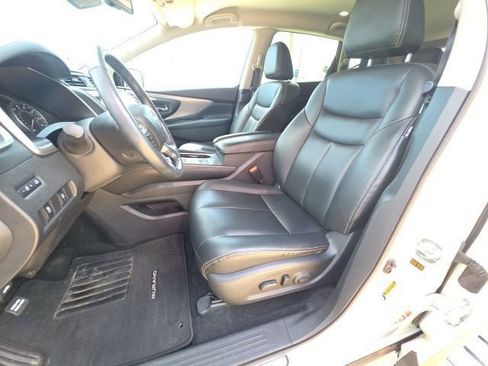 Used 2023 Nissan Murano SV image 13