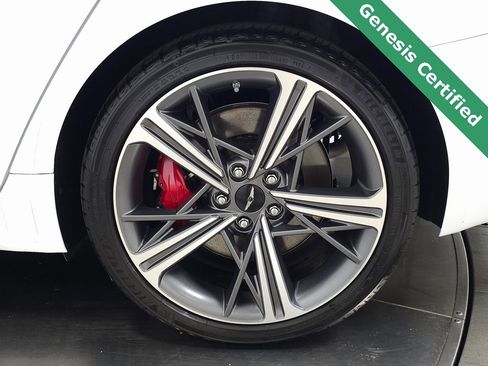 Used 2025 Genesis G70 3.3T Advanced image 13