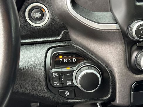 Used 2021 RAM 1500 Big Horn AWD/4WD image 30