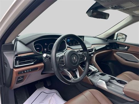 Used 2023 Acura MDX SH-AWD w/ Technology Package image 18