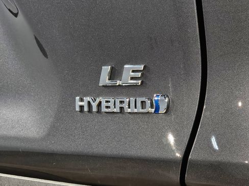 Certified 2024 Toyota RAV4 LE AWD/4WD image 36