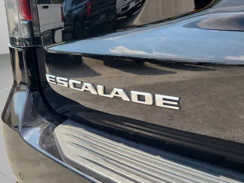 Used 2024 Cadillac Escalade Sport AWD/4WD image 35