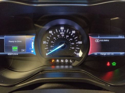 Used 2020 Ford Fusion SEL FWD image 23