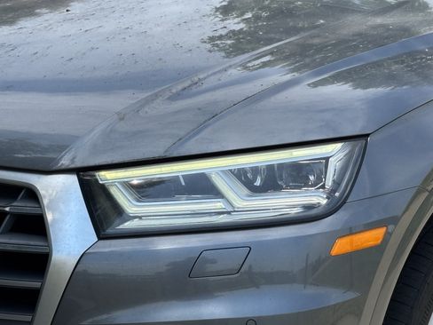 Used 2018 Audi Q5 2.0T Premium Plus w/ Premium Plus Package AWD/4WD image 7