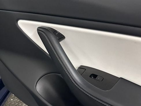 Used 2018 Tesla Model 3 Performance AWD/4WD image 28