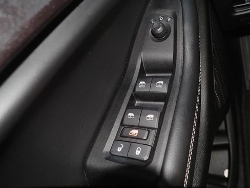 Used 2023 Jeep Grand Cherokee Altitude AWD/4WD image 19