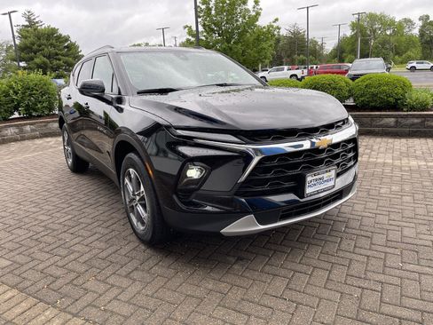 Used 2024 Chevrolet Blazer LT w/ Convenience Package FWD image 7