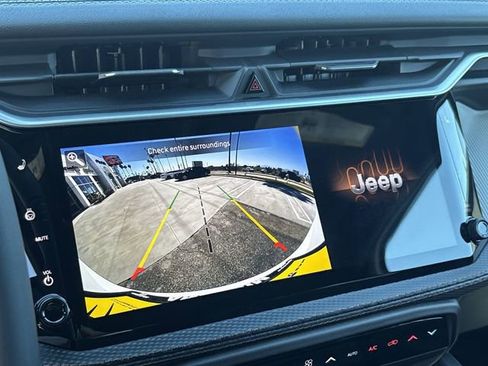 New 2026 Jeep Cherokee Limited AWD/4WD image 19