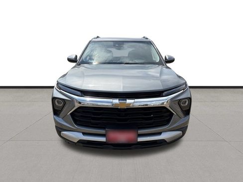 Used 2025 Chevrolet TrailBlazer LT AWD/4WD image 8
