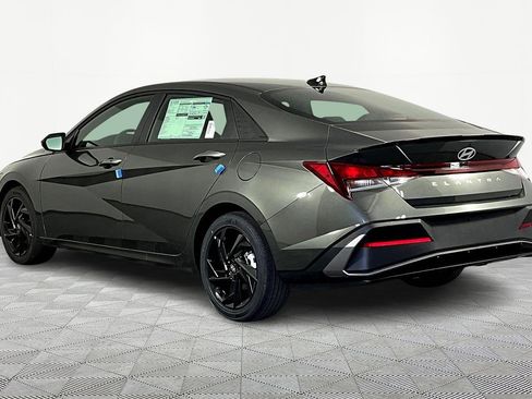 New 2026 Hyundai Elantra Sport FWD image 4