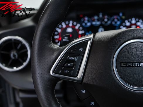 Used 2017 Chevrolet Camaro SS image 34