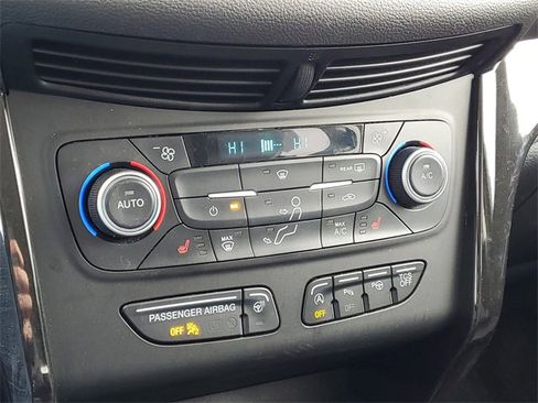 Certified 2019 Ford Escape Titanium w/ U9j03 - Titanium Tow Package image 27