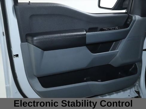 Used 2022 Ford F150 XLT image 24