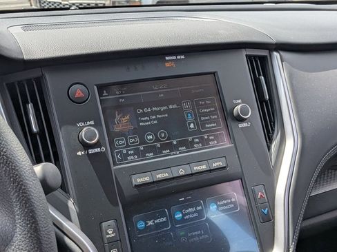 Used 2025 Subaru Outback w/ Popular Package #1A image 12