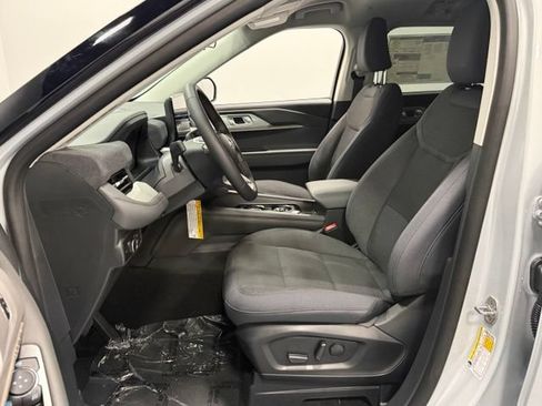 New 2026 Ford Explorer Active AWD/4WD image 14