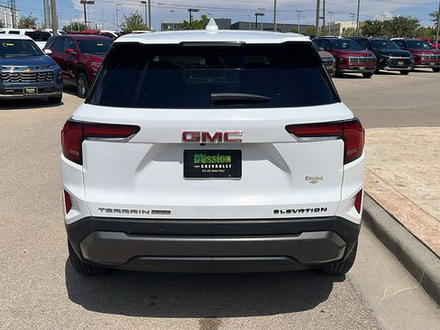 Used 2026 GMC Terrain Elevation AWD/4WD image 7