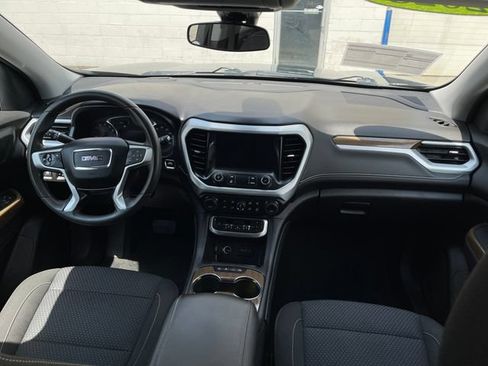 Used 2023 GMC Acadia SLE FWD image 35
