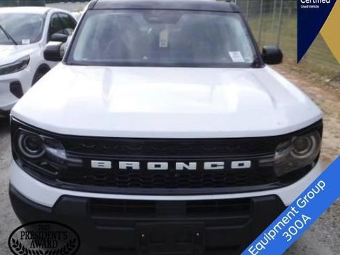 Used 2025 Ford Bronco Sport Outer Banks AWD/4WD image 2