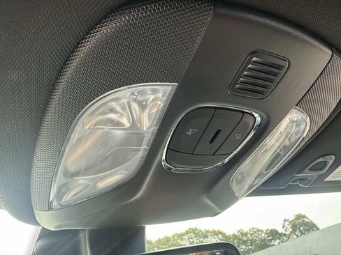 Used 2024 Jeep Compass Latitude image 26