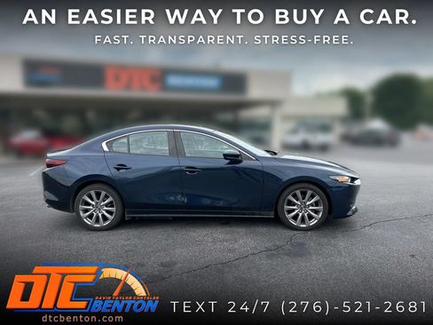Used 2022 MAZDA MAZDA3 s AWD/4WD image 2