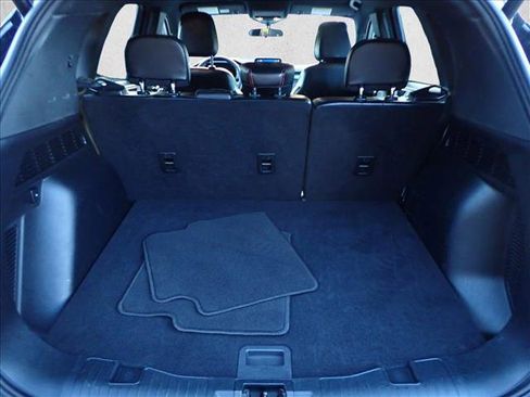 Used 2024 Ford Escape ST-Line image 8