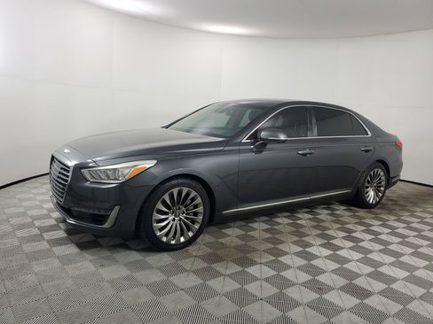 Used 2017 Genesis G90 3.3T Premium RWD image 5