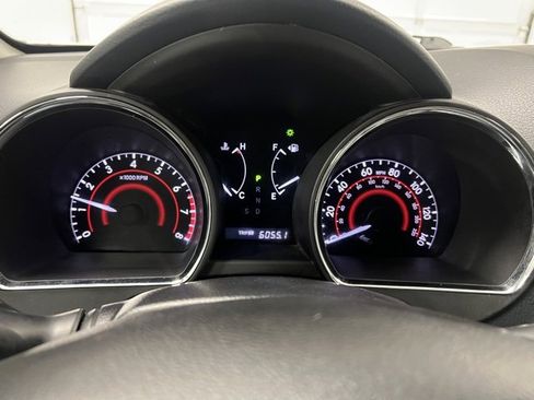 Used 2013 Toyota Highlander Plus image 31