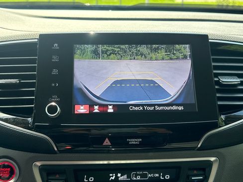 Certified 2023 Honda Ridgeline Sport image 27