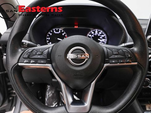 Used 2024 Nissan Sentra SV w/ Lighting Package FWD image 10