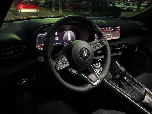 New 2024 Dodge Hornet GT w/ Tech Pack w/o Parking image 6