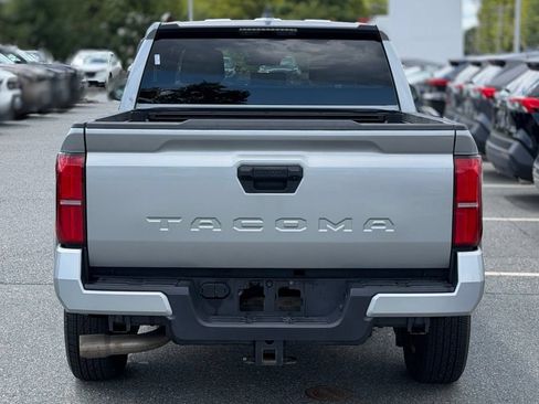 Used 2024 Toyota Tacoma SR5 AWD/4WD image 4
