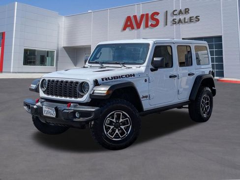 Used 2025 Jeep Wrangler Unlimited Rubicon image 1