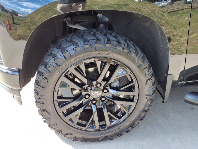 Used 2021 Chevrolet Silverado 1500 RST w/ Rally Edition AWD/4WD image 9