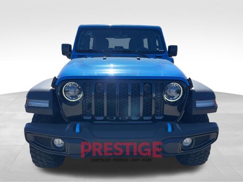 Used 2023 Jeep Wrangler Unlimited w/ 8.4" Radio Group AWD/4WD image 3