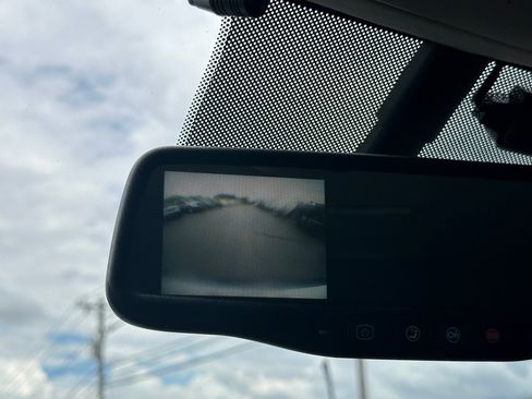 Used 2013 GMC Yukon SLT image 18