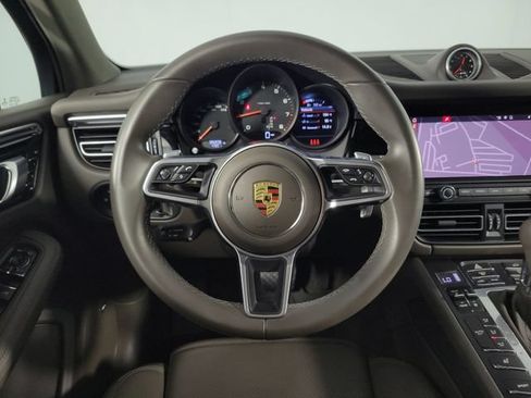 Used 2021 Porsche Macan AWD/4WD image 20