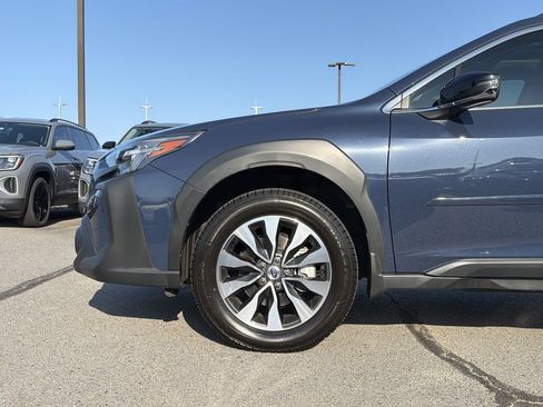 Used 2024 Subaru Outback Limited AWD/4WD image 9